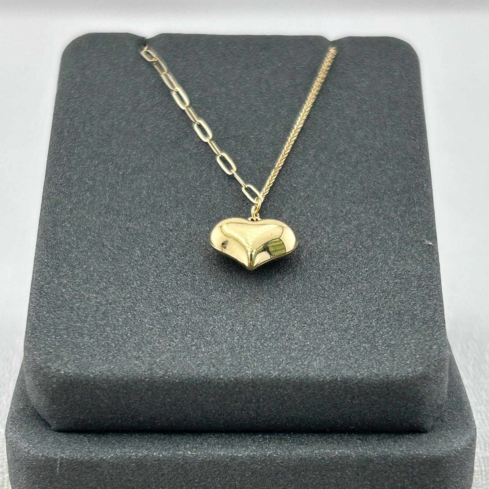 تعليقة ذهب عيار 18 على شكل قلب لامع مزدوج من جولدانا