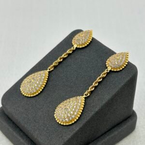 حلق ذهب عيار 18 بتصميم قطرة ألماسية متدلية من جولدانا