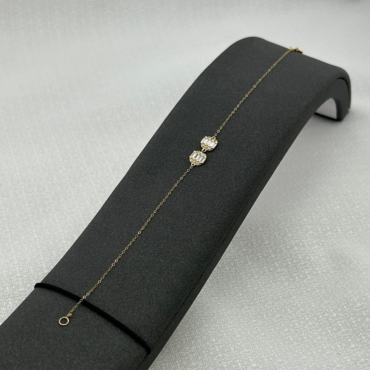 IMG_2906 سوار ذهب عيار 18 بفصوص مزدوجة لامعة تصميم الماس