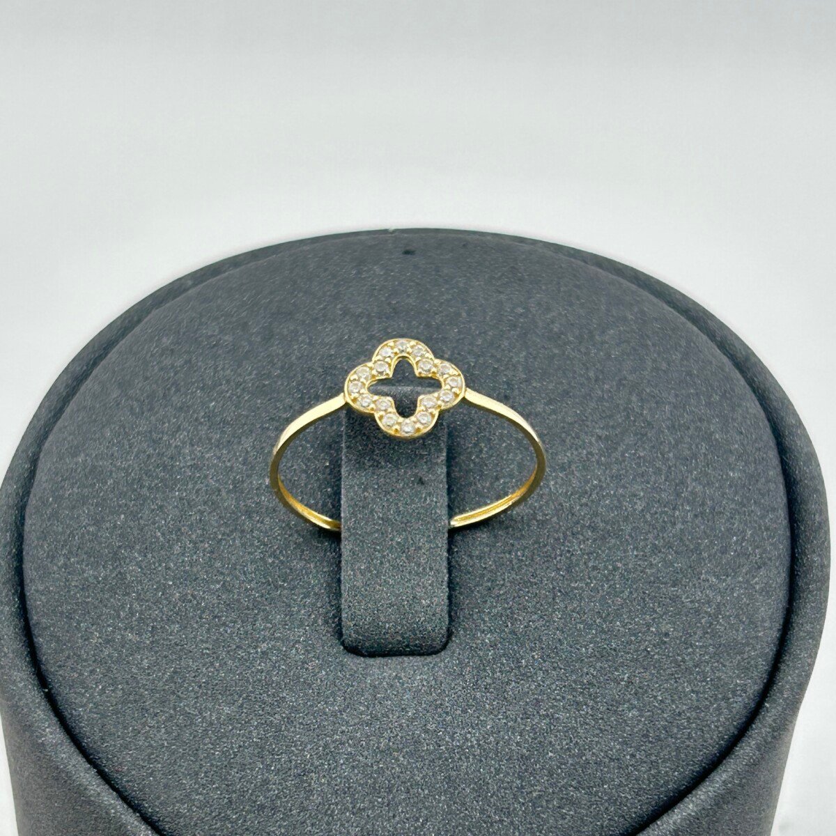 خاتم ذهب عيار 18 بحبات ماسية مزدوجة من جولدانا