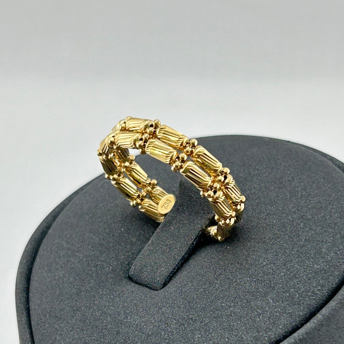 IMG_3179 خاتم ذهب عيار 18 بتصميم كلاسيكي متداخل فاخر من جولدانا